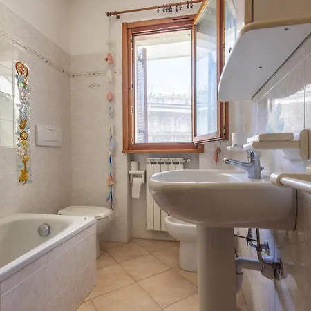 Apartman Spacious With Terrace By Wonderful Italy *